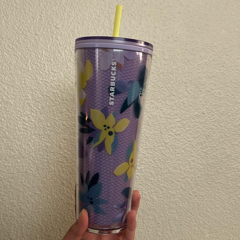 Starbucks floral tumblr